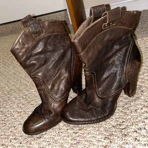 Size 8 1/2 ‘Born’ Leather Shoes